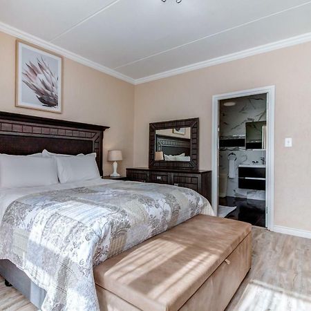 Upmarket Sandton Apartment Johannesburg Dış mekan fotoğraf