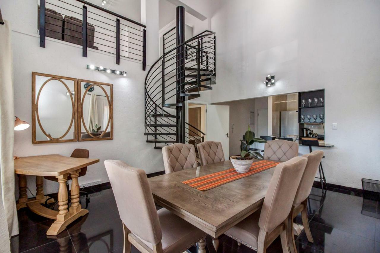 Upmarket Sandton Apartment Johannesburg Dış mekan fotoğraf