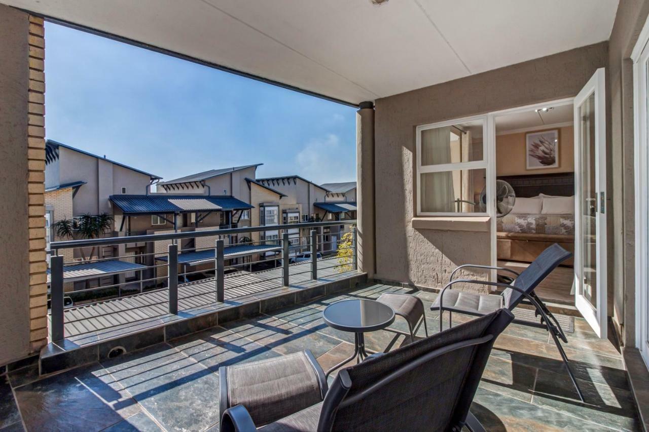 Upmarket Sandton Apartment Johannesburg Dış mekan fotoğraf
